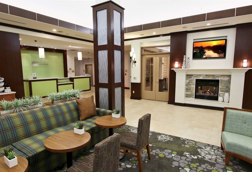 בית מלון כפרי Hilton Garden Inn Covington