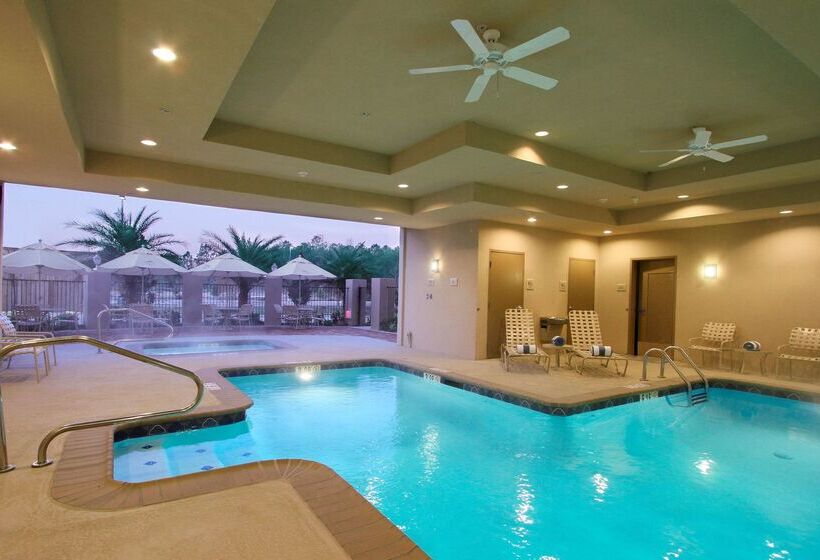 בית מלון כפרי Hilton Garden Inn Covington