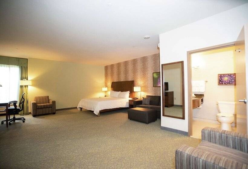 בית מלון כפרי Hilton Garden Inn Covington