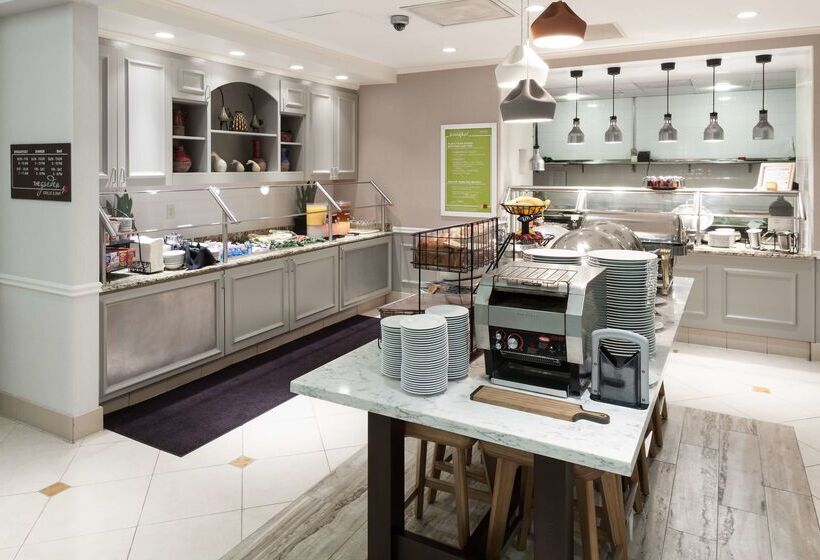 فندق Hilton Garden Inn Frisco