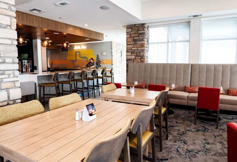 فندق Hilton Garden Inn Denton