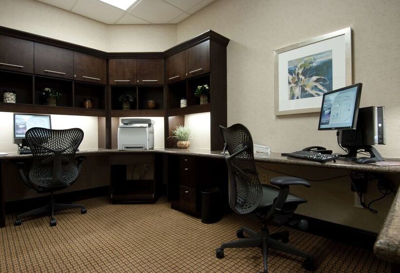 Отель Hilton Garden Inn Dulles North