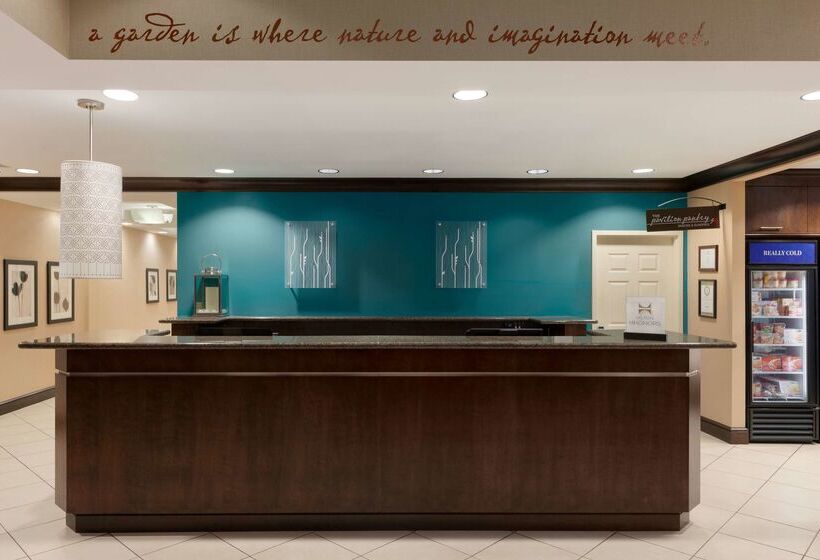 Отель Hilton Garden Inn Dulles North