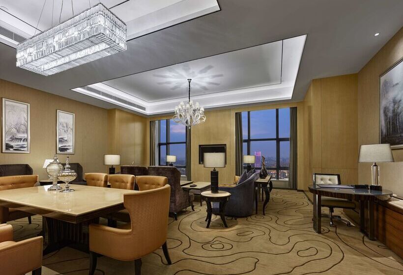 Отель Hilton Zhongshan Downtown