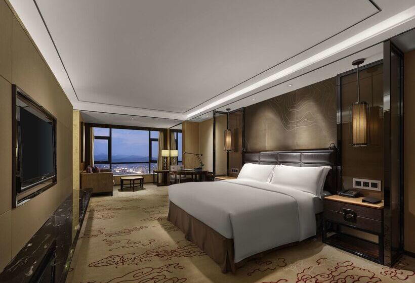 Отель Hilton Zhongshan Downtown