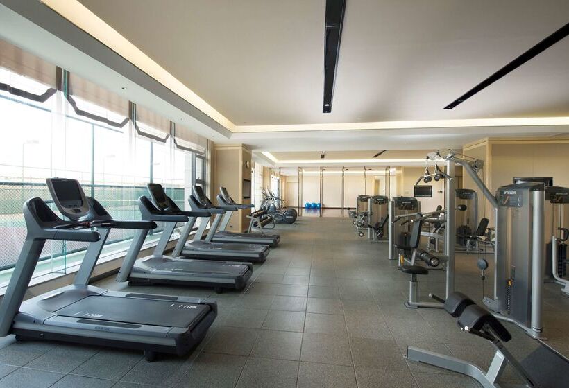 Отель Hilton Zhongshan Downtown