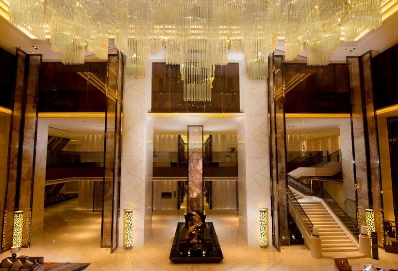 Отель Hilton Zhongshan Downtown