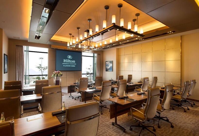 Отель Hilton Zhongshan Downtown