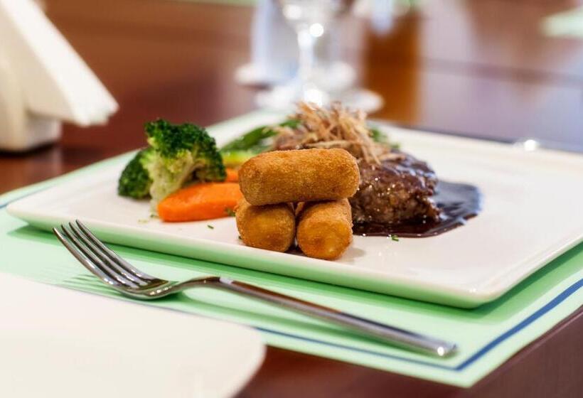 هتل Holiday Bahrain