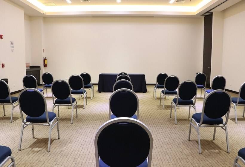 בית מלון כפרי Holiday Inn Express Guaymas, An Ihg