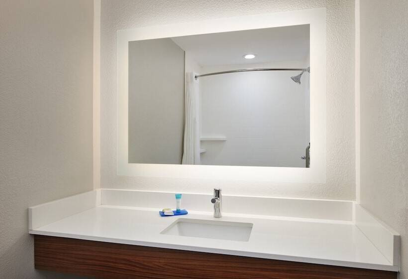 فندق Holiday Inn Express & Suites Bonifay, An Ihg