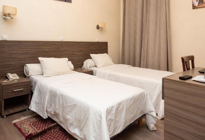 هتل Hôtel Suisse