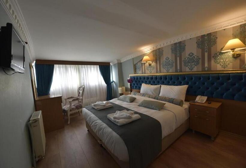 ホテル İsta Golden Palace