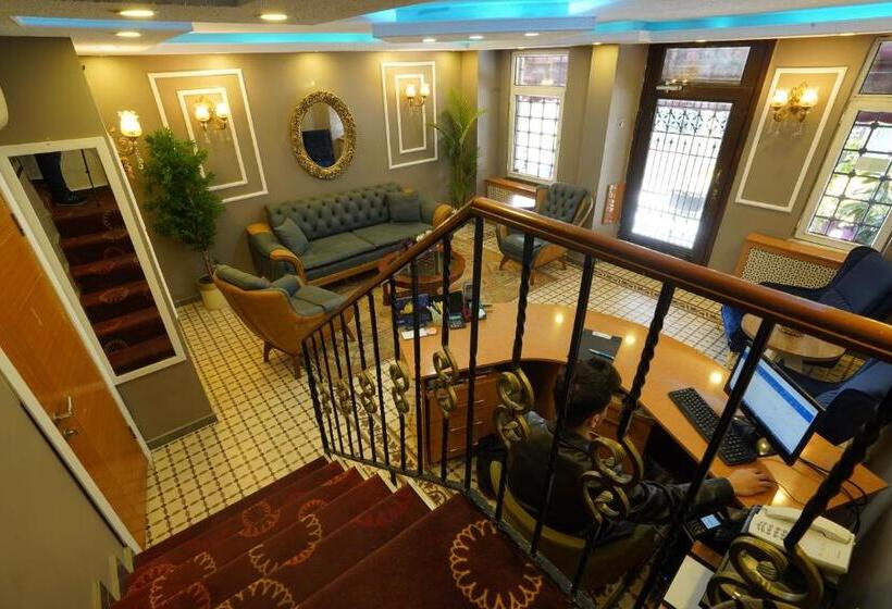 ホテル İsta Golden Palace