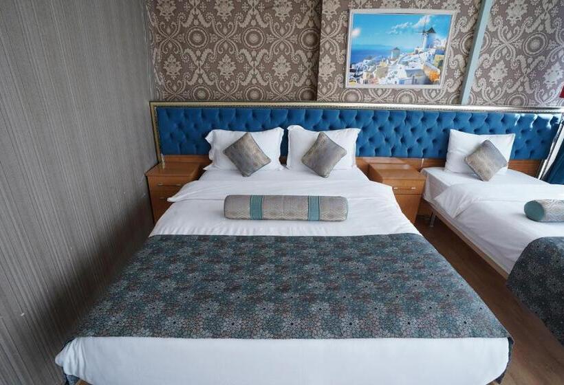 ホテル İsta Golden Palace