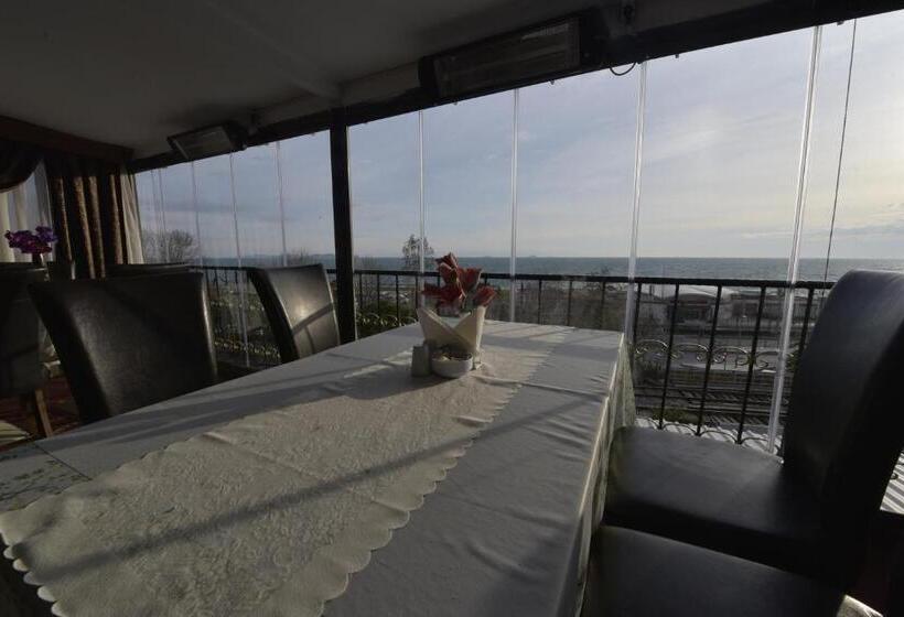 ホテル İsta Golden Palace