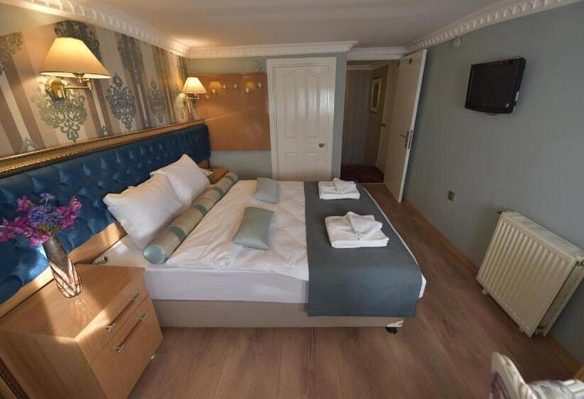 ホテル İsta Golden Palace