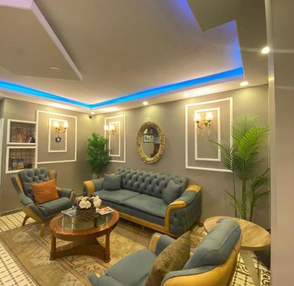 ホテル İsta Golden Palace