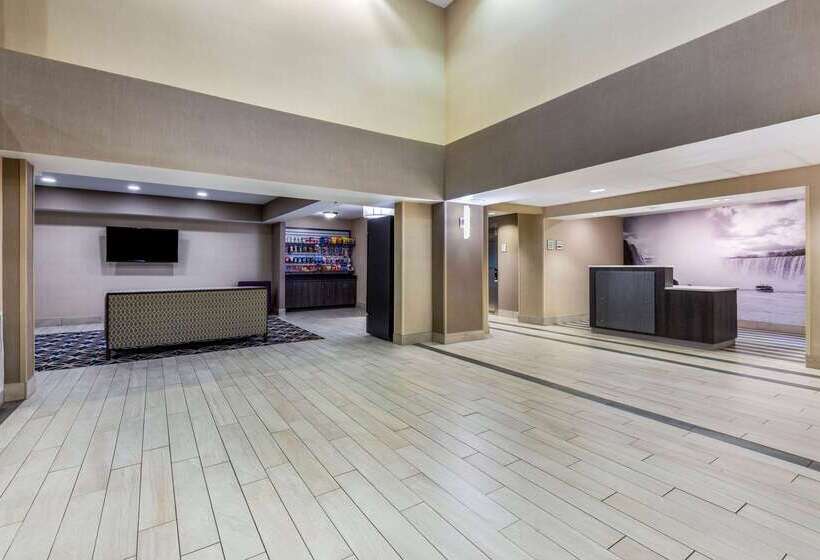 فندق La Quinta By Wyndham Batavia