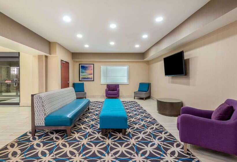 فندق La Quinta By Wyndham Batavia