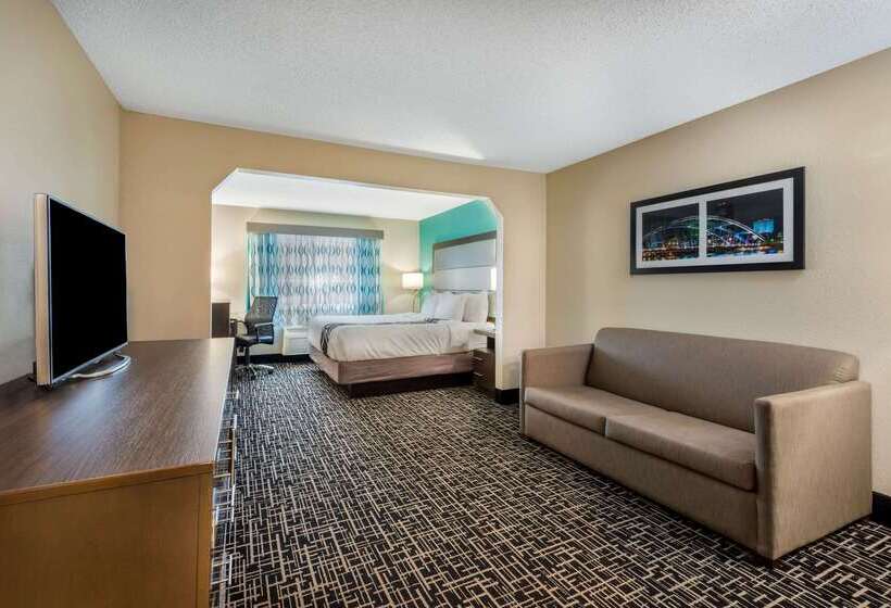 فندق La Quinta By Wyndham Batavia