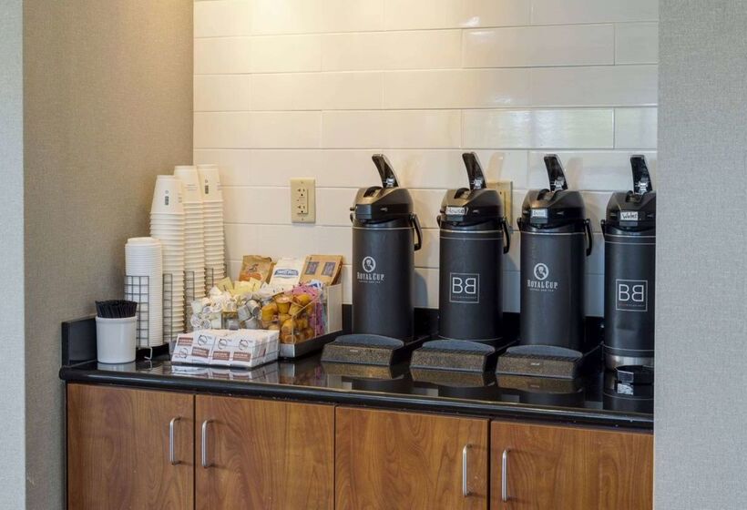 فندق La Quinta By Wyndham Edmond