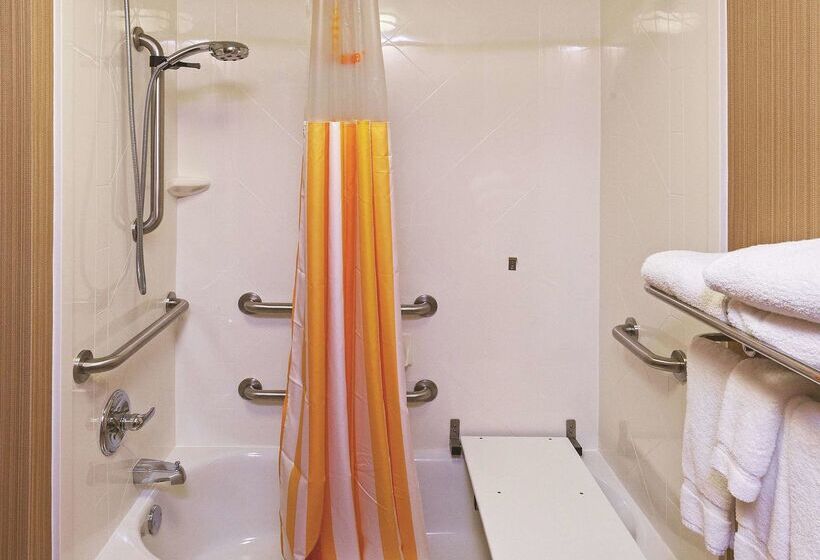 فندق La Quinta By Wyndham Edmond