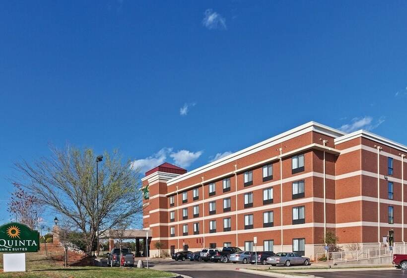 فندق La Quinta By Wyndham Edmond