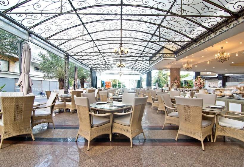 هتل Lk The Empress