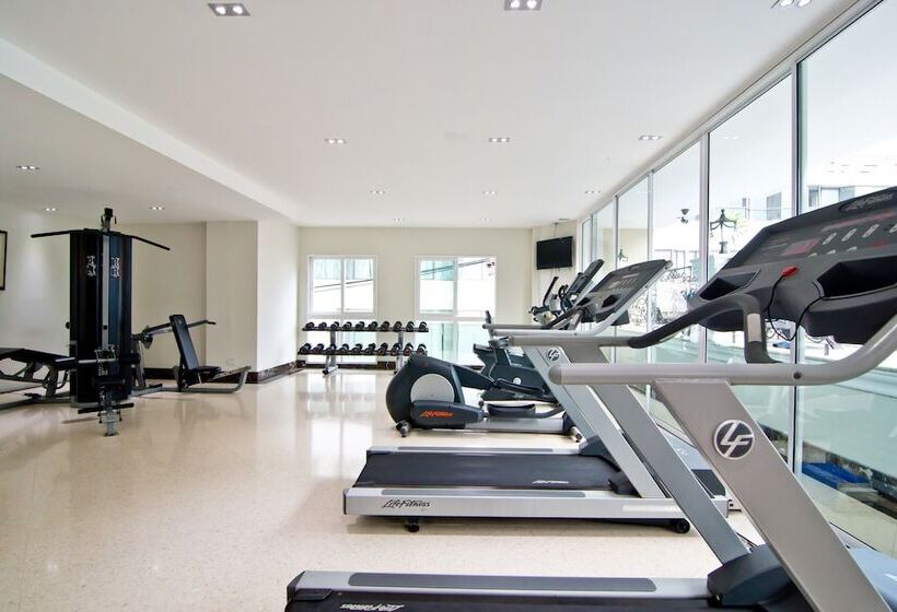 هتل Lk The Empress