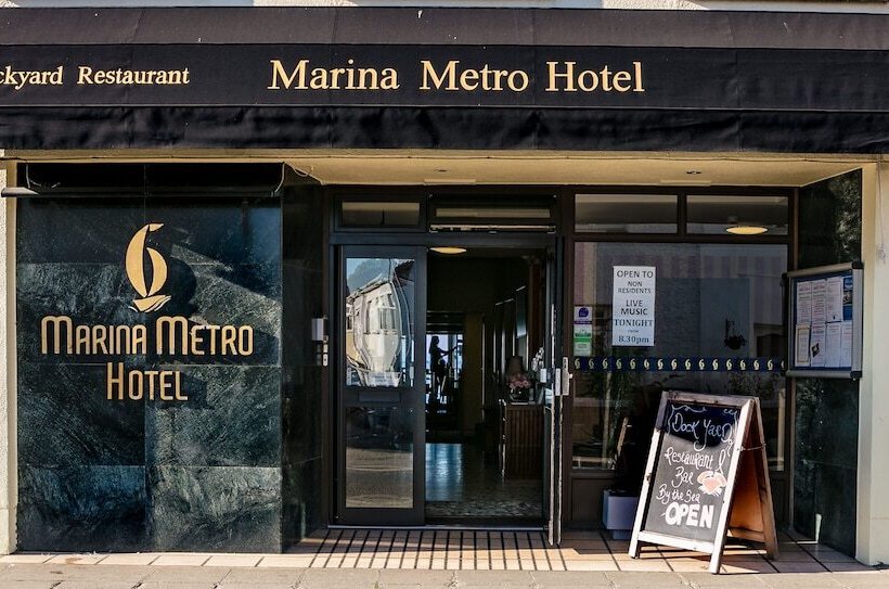 בית מלון כפרי Marina Metro
