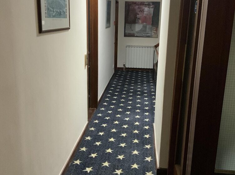 בית מלון כפרי Marina Metro