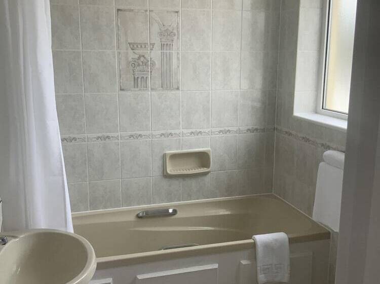 בית מלון כפרי Marina Metro