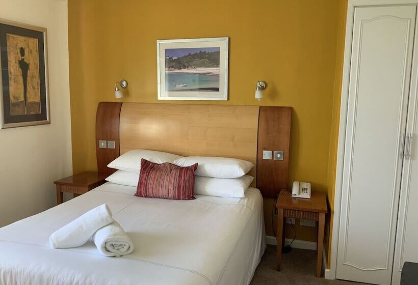 בית מלון כפרי Marina Metro