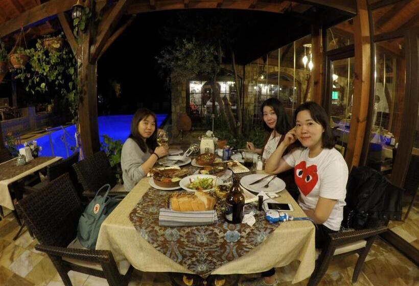 هتل Melrose House