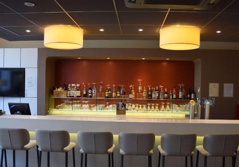 ホテル Mercure Valenciennes Centre