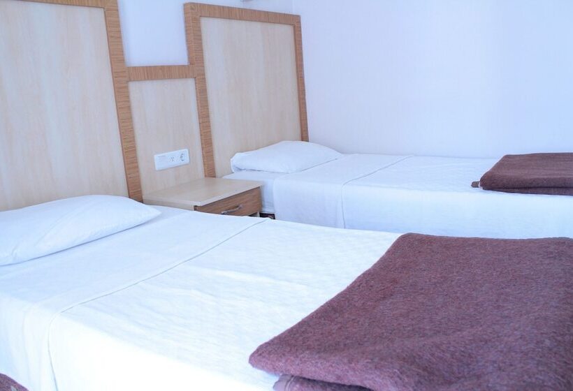 בית מלון כפרי Mola