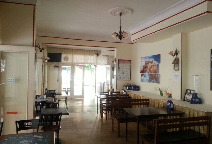 בית מלון כפרי Mola