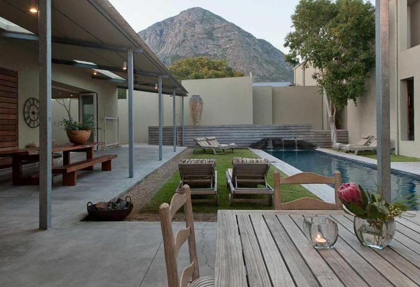 ホテル Mosselberg On Grotto Beach