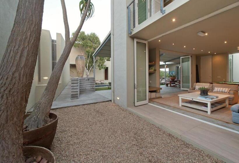 ホテル Mosselberg On Grotto Beach