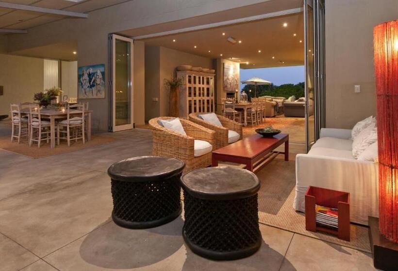 ホテル Mosselberg On Grotto Beach