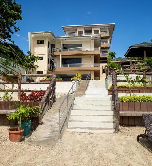 هتل Palmbeach Resort & Spa Mactan, Cebu