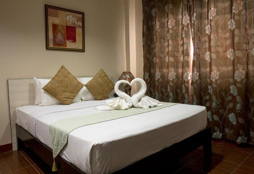 هتل Palmbeach Resort & Spa Mactan, Cebu