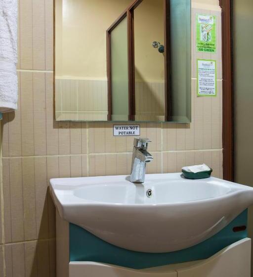 هتل Palmbeach Resort & Spa Mactan, Cebu