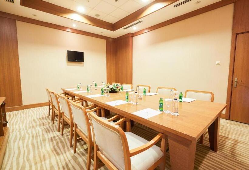 هتل Park Dedeman Denizli