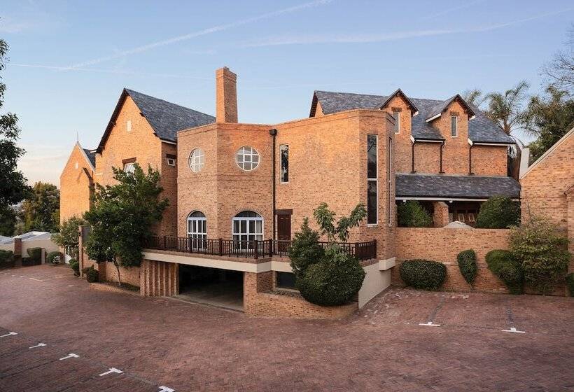 Premier Hotel Quatermain