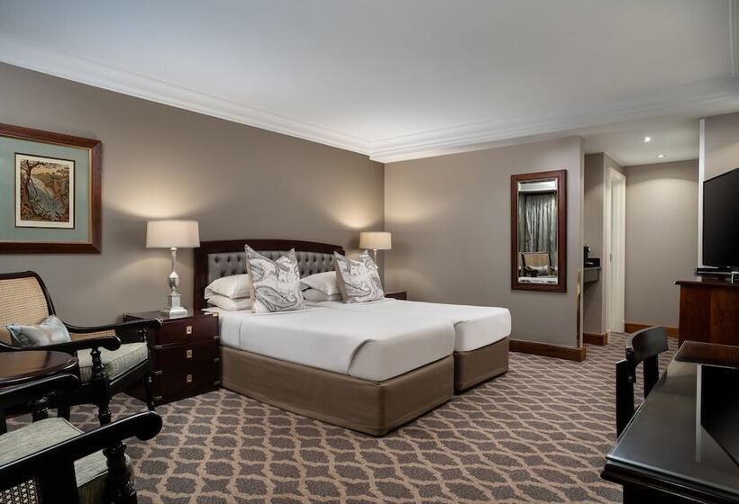 Premier Hotel Quatermain