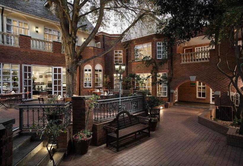 Premier Hotel Quatermain