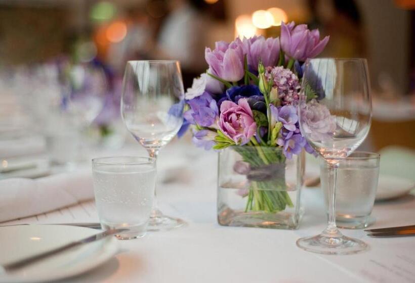 Premier Hotel Quatermain