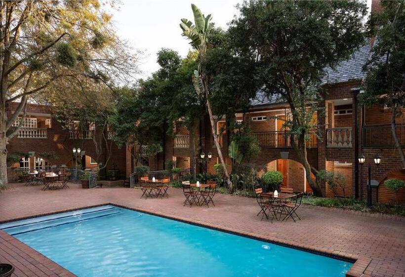 Premier Hotel Quatermain